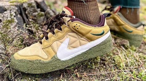 Once again, the two will connect for a unique pair, known as the Cactus Plant Flea Market x Nike Flea 2. . Cactus plant nike
